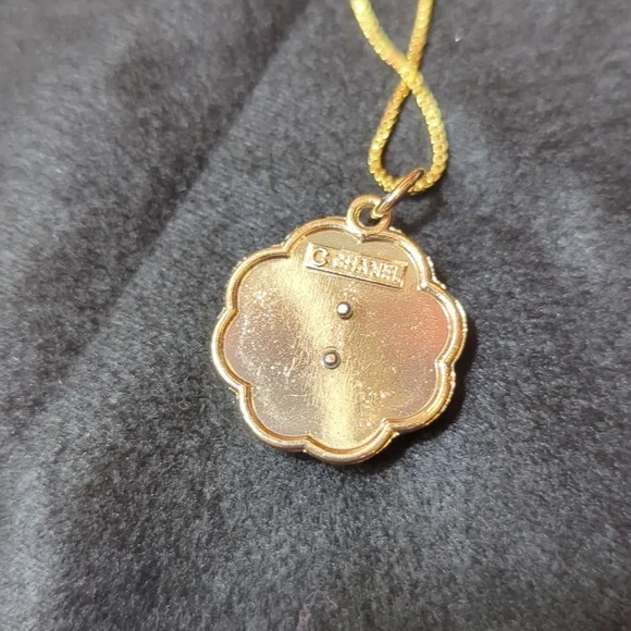 Chanel Necklace - Picture 8 of 8